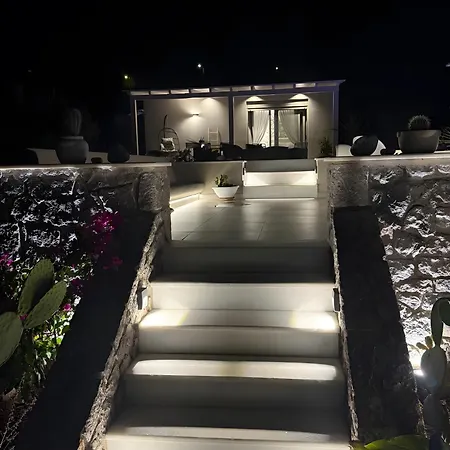 Aphrodite Villa *